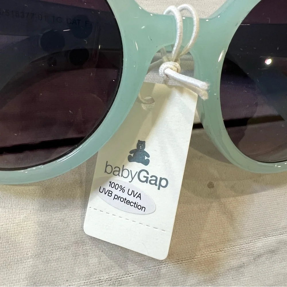 🆕 NWT BabyGAP Cat-Eye Sunglasses
